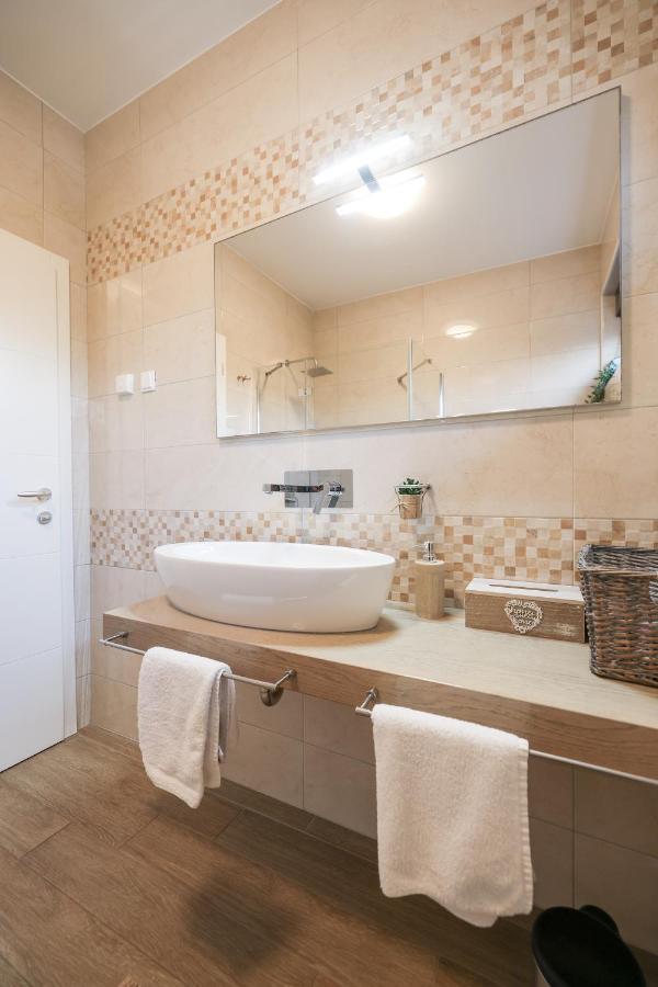 Apartmani Mato 1 ซาดาร์ ภายนอก รูปภาพ